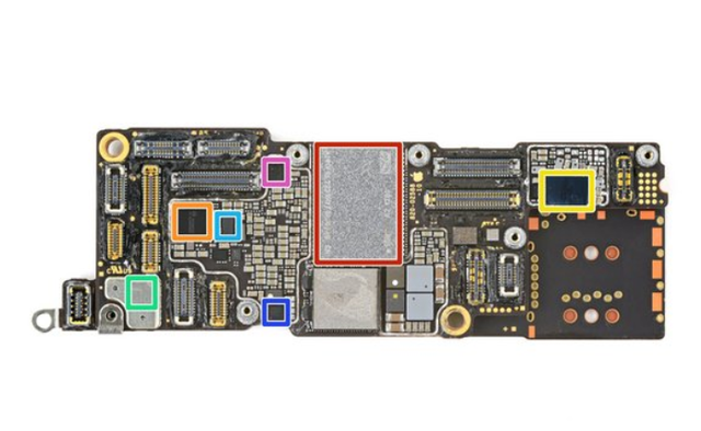 New and original 338S00819 power management chip for Apple 14pro max