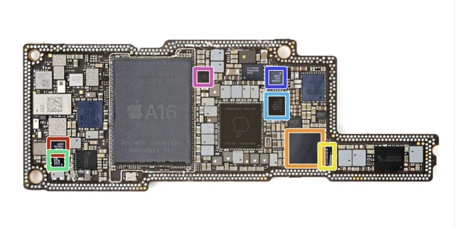 Apple 14pro max Chip Cirrus 338S00738 Audio Codec