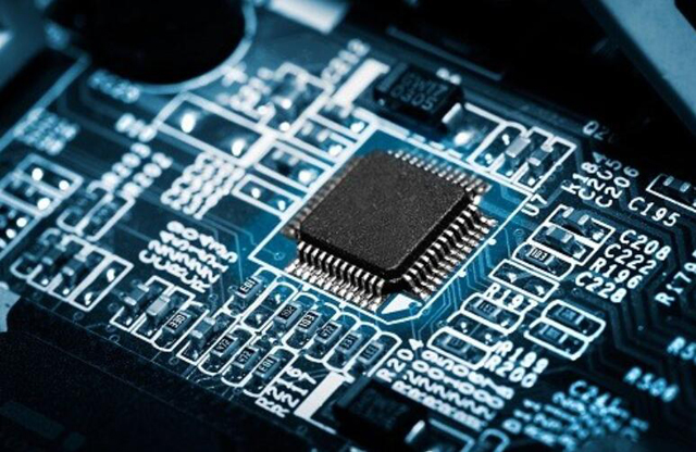 Supply [Infineon] Discrete Semiconductor Products: Supply Transistors, Thyristors, Diodes