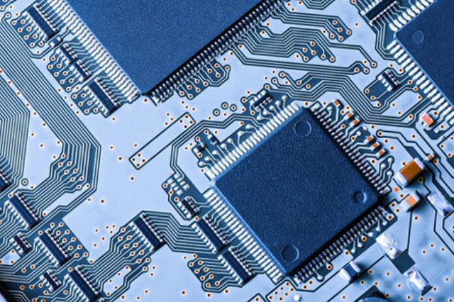 Recycle Infineon: SiC MOSFET Transistor, Radar Sensors, Automotive Transceiver, NOR Flash Memory IC