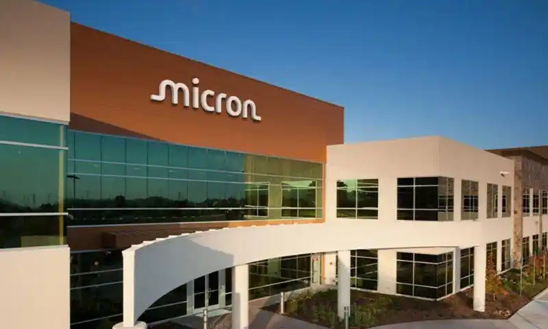 Micron 1γ DRAM Shipment: Leading Memory Technology Breakthroughs for Future Computing Needs