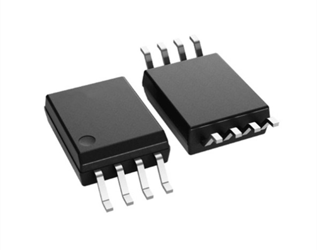 AMC1350QDWVRQ1 Automotive Precision Enhanced Isolation Amplifier with ± 5V Input Voltage